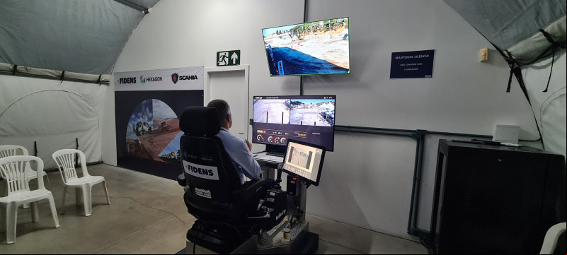 Apresentação do caminhão teleoperado projetado pela Scania, Hexagon e Fidens